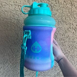 Hydrojug & carrier -limited edition